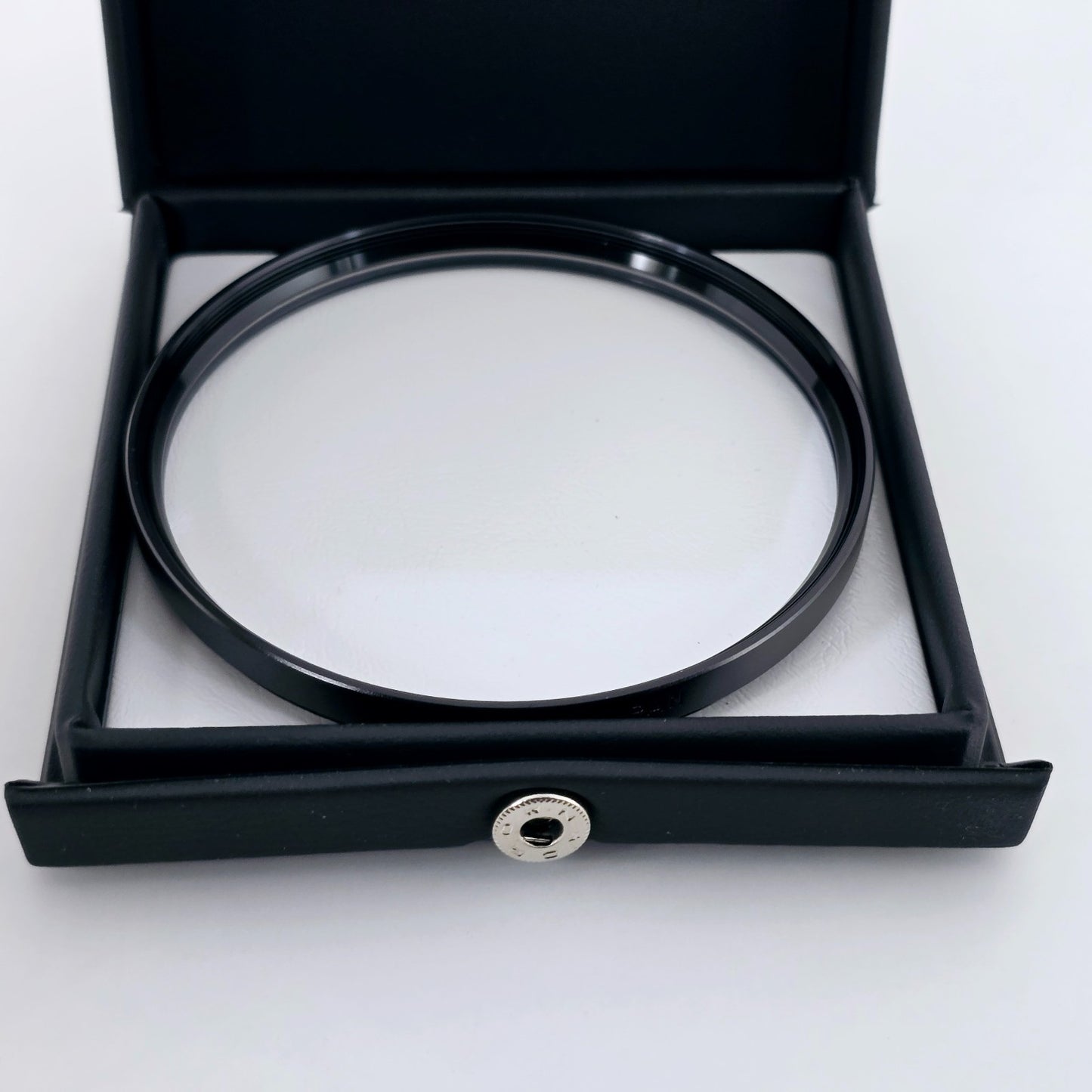 [Pre-owned] Contax P-Filter 82mm Kyocera w/ Case & Box — Unused — Japan #1974