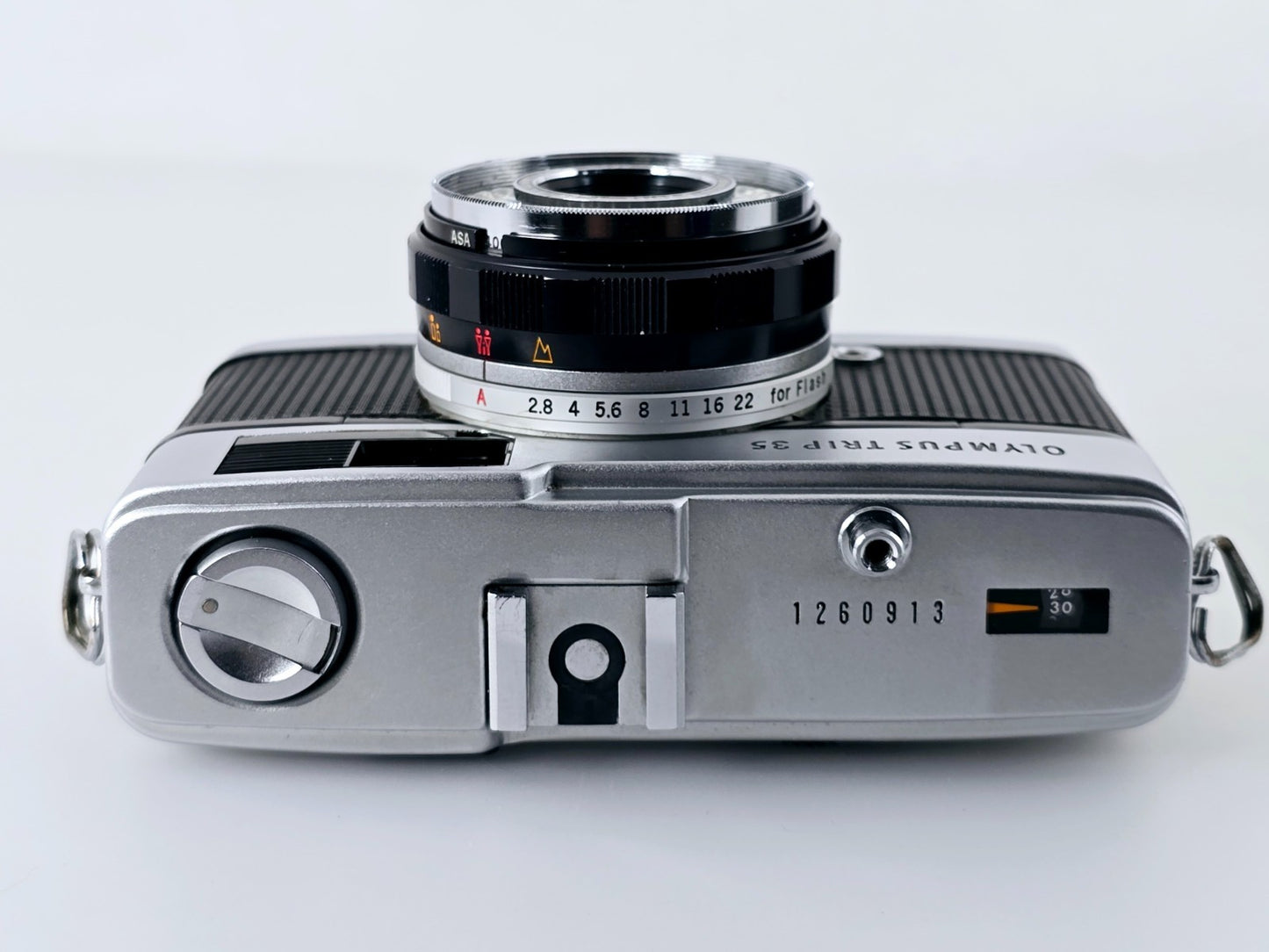 Red Flag OK🌸[Near MINT] Olympus Trip 35 Point & Shoot 35mm Film Camera Japan