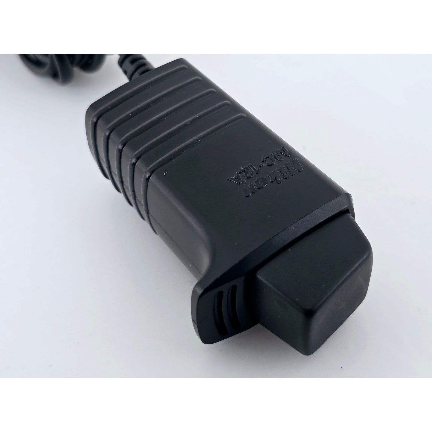 [Pre-owned] Nikon MC-12A Remote Cord Shutter Release Cable for MD-11/MD-12 — Near MINT — Japan #4731