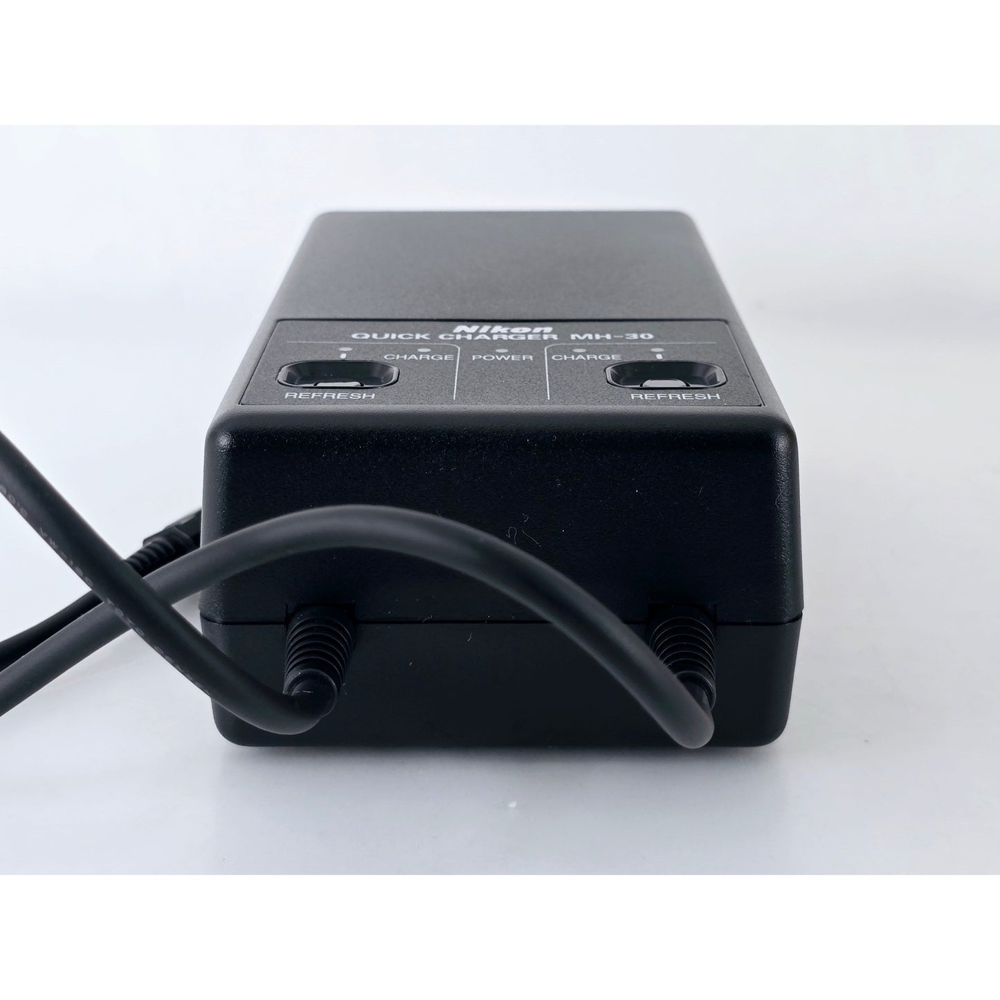 [Pre-owned] Nikon MH-30 Ni-MH Battery Charger for F5 — MINT — Japan #3896
