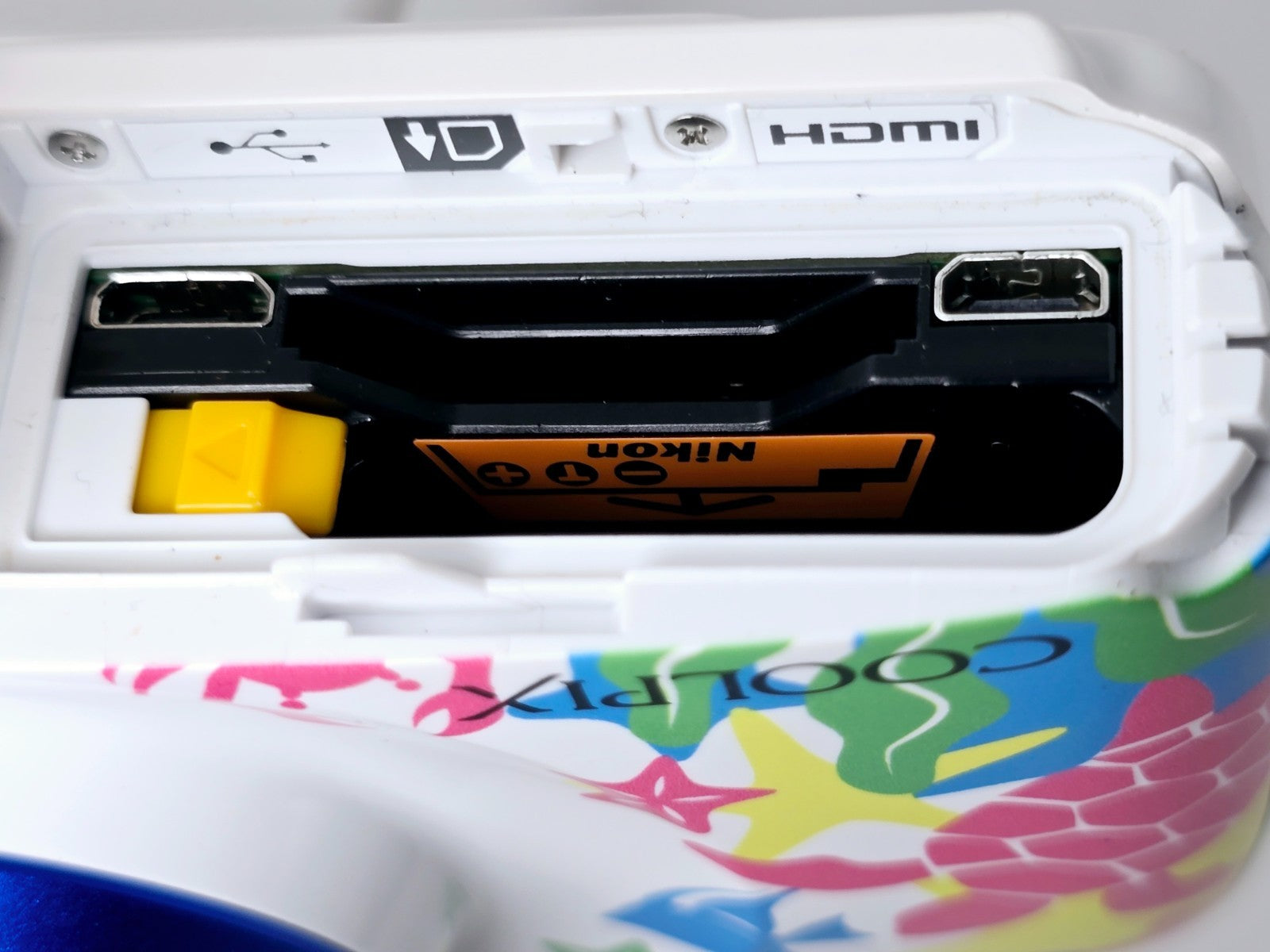 🌸[Near MINT] Nikon COOLPIX W100 Marine 13.2MP Digital Camera Genuine From Japan