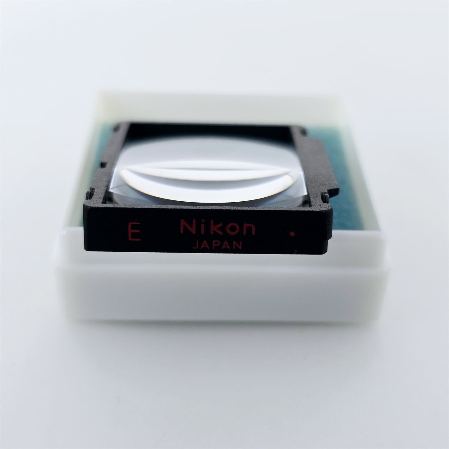 [Pre-owned] Nikon Focusing Screen Type E Red Dot for F3 F3HP F3/T — Unused — Japan #5423