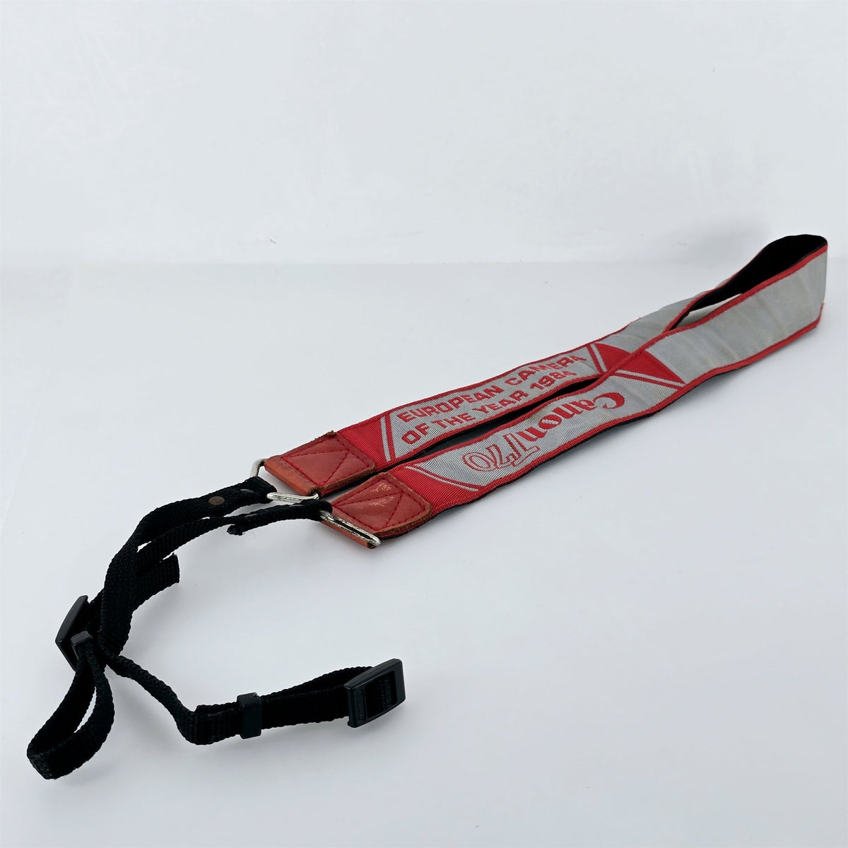 [Pre-owned] Genuine Canon T70 Camera Shoulder Neck Strap for SLR — Near Mint — Japan #5709