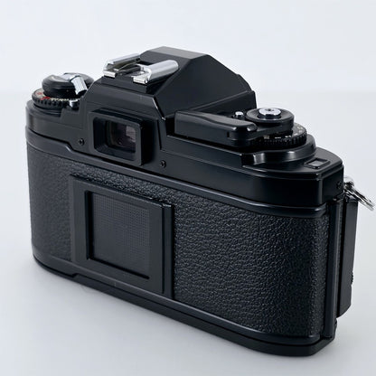 [Pre-owned] Nikon FG Black 35mm SLR Film Camera Body — Near Mint+++ — Japan #5733