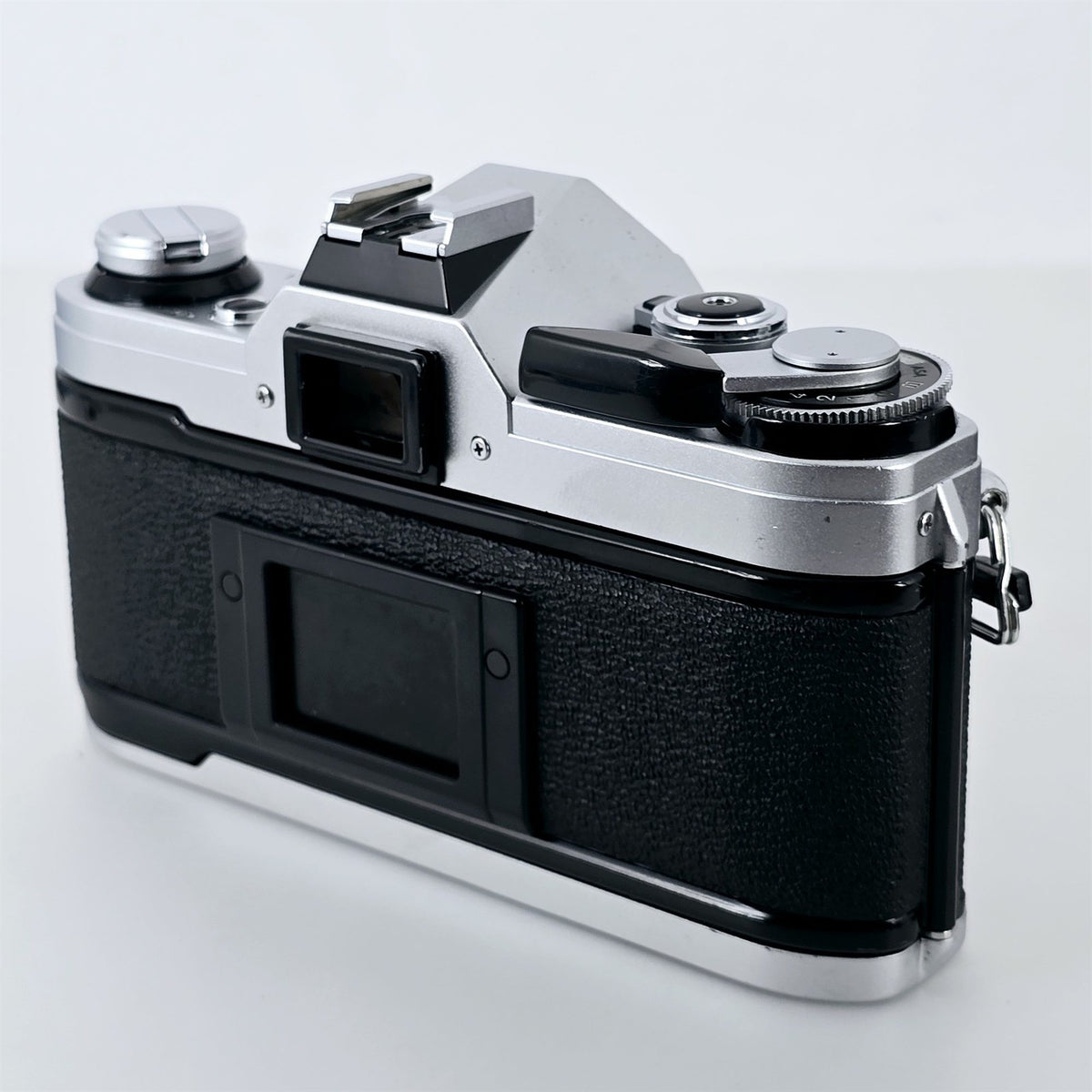 [Pre-owned] Canon AE-1 SLR 35mm Film Camera Body — Near Mint+++ — Japan #5676
