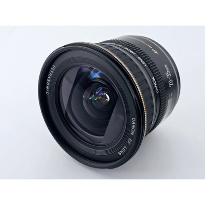[Pre-owned] Canon EF 20-35mm F3.5-4.5 Wide Angle Zoom Lens — MINT — Japan #4841