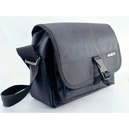 [Pre-owned] Genuine Minolta Camera Lens Shoulder Bag Nylon Black — Near MINT — Japan #5069