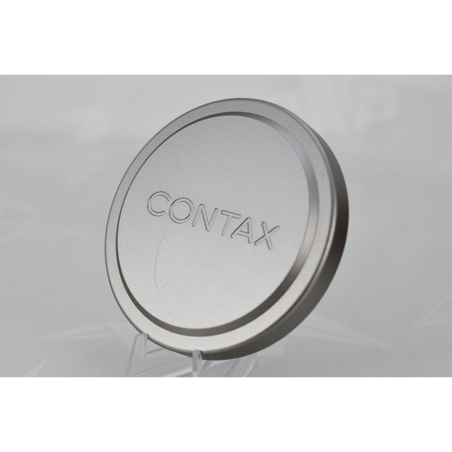 [Pre-owned] Contax Metal Hood GG-3 57mm & GK-54 Lens Cap — Top MINT — Japan #2190