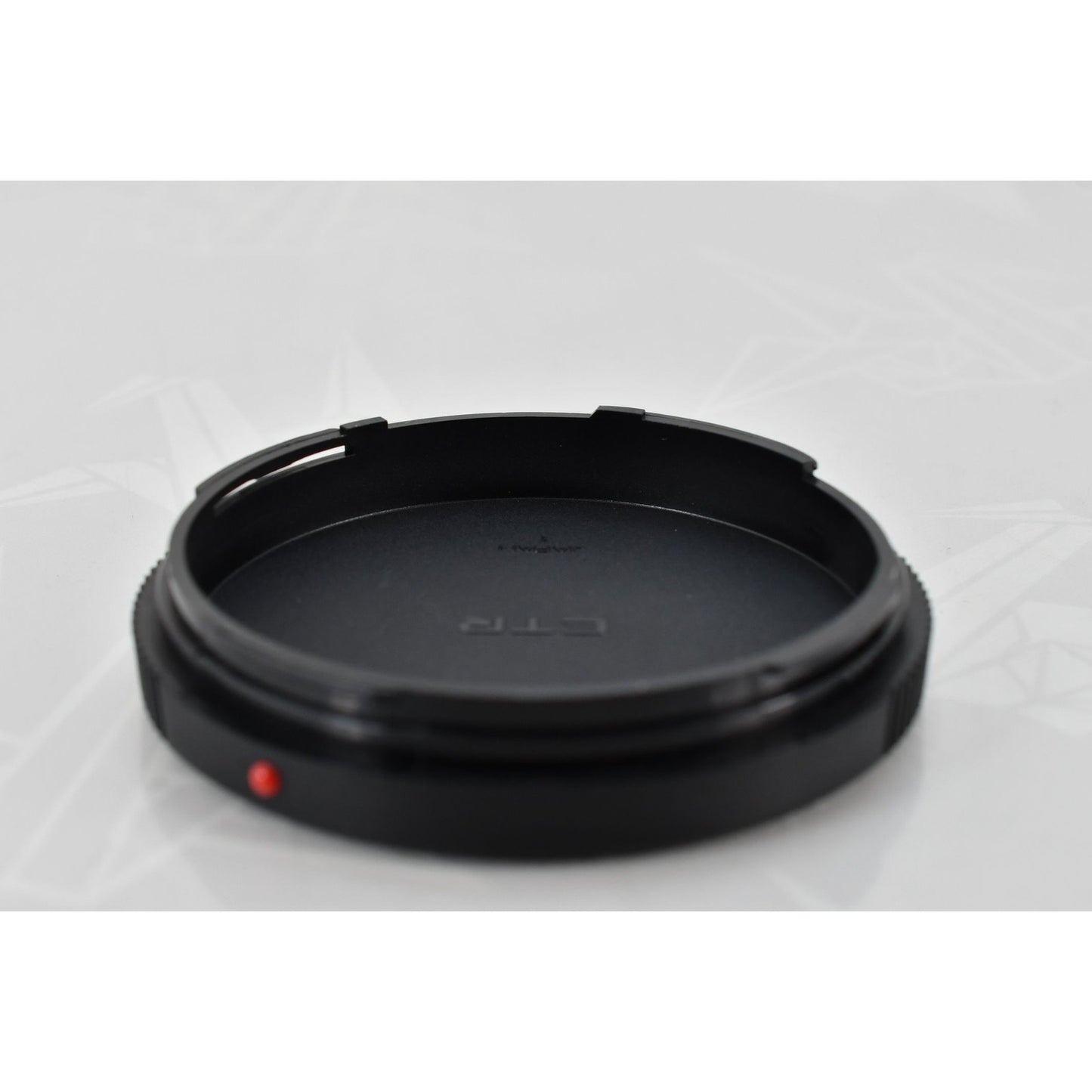 [Pre-owned] Zenza Bronica ETR Body Cap & Rear Lens Cap — Top MINT — Japan #2186