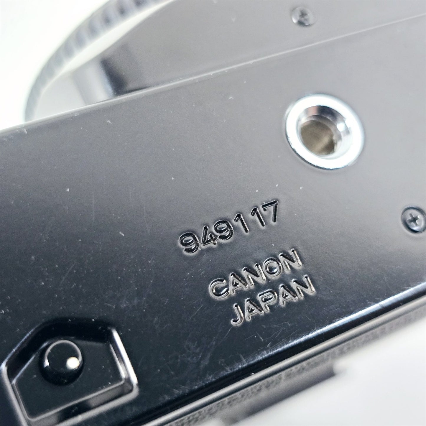 [Pre-owned] Canon AV-1 35mm SLR Film Camera Body FD Mount — Near MINT+++ — Japan #5251