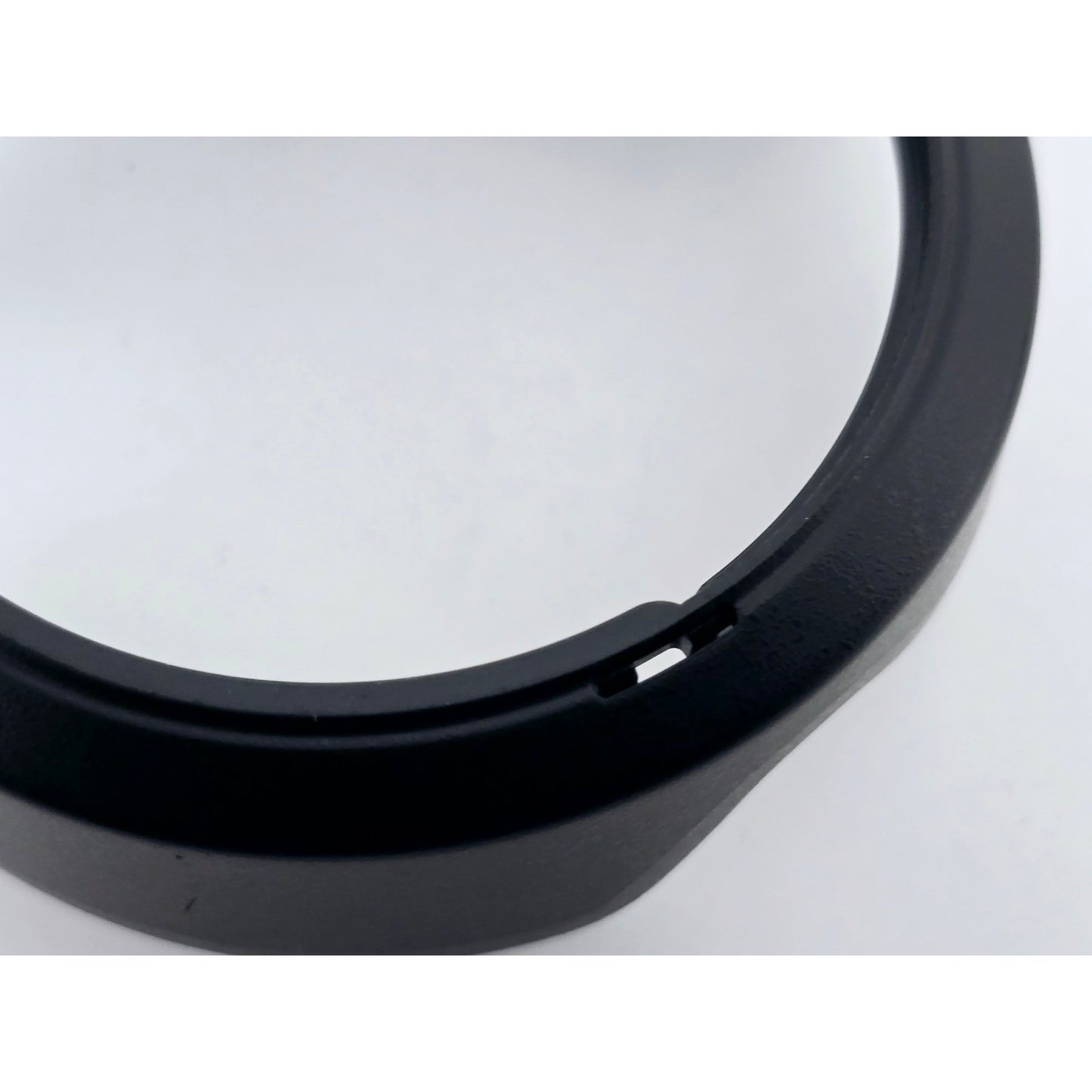 [Pre-owned] Canon EW-60E Lens Hood for EF-M 11-22mm f/4-5.6 IS STM — MINT — Japan #5199