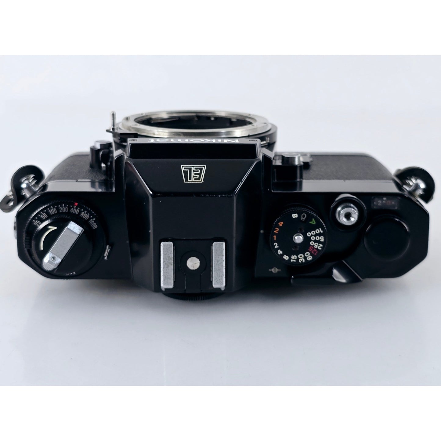 [Pre-owned] Nikon EL SLR 35mm Film Camera (Body Only) — Near MINT+++ — Japan #3299