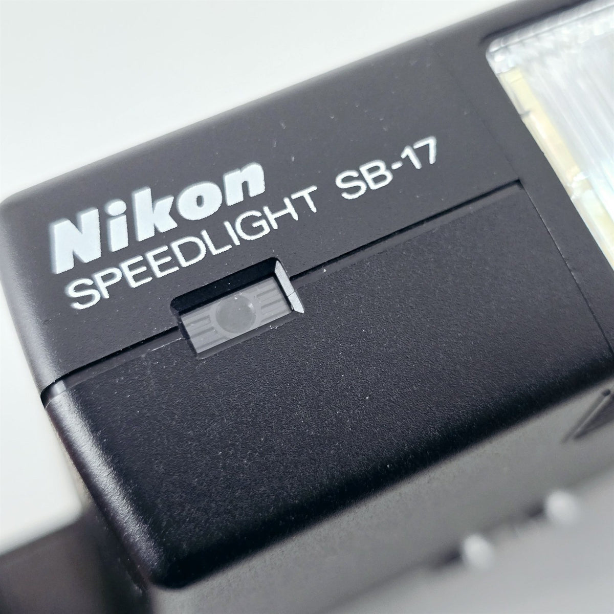 [Pre-owned] Nikon Speedlight SB-17 Shoe Mount Flash for F3 — Mint — Japan #5640