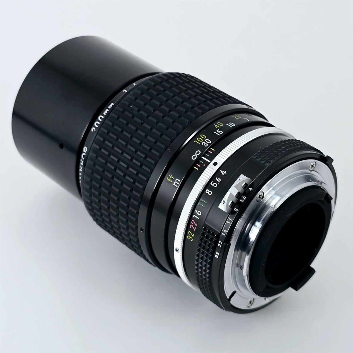 [Pre-owned] Nikon Ai Nikkor 200mm F4 MF Telephoto Lens — Near Mint+++ — Japan #5779