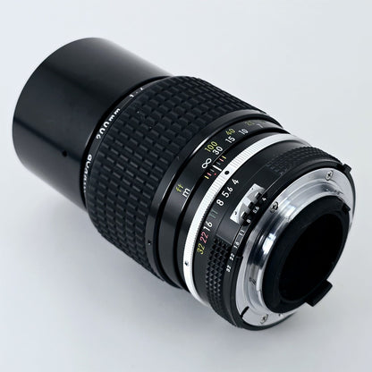 [Pre-owned] Nikon Ai Nikkor 200mm F4 MF Telephoto Lens — Near Mint+++ — Japan #5779