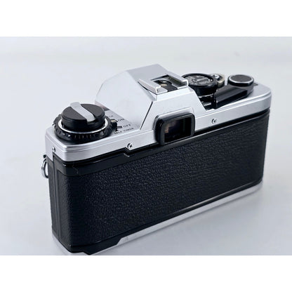 [Pre-owned] Olympus OM10 35mm Film Camera Body — Near MINT — Japan #4081