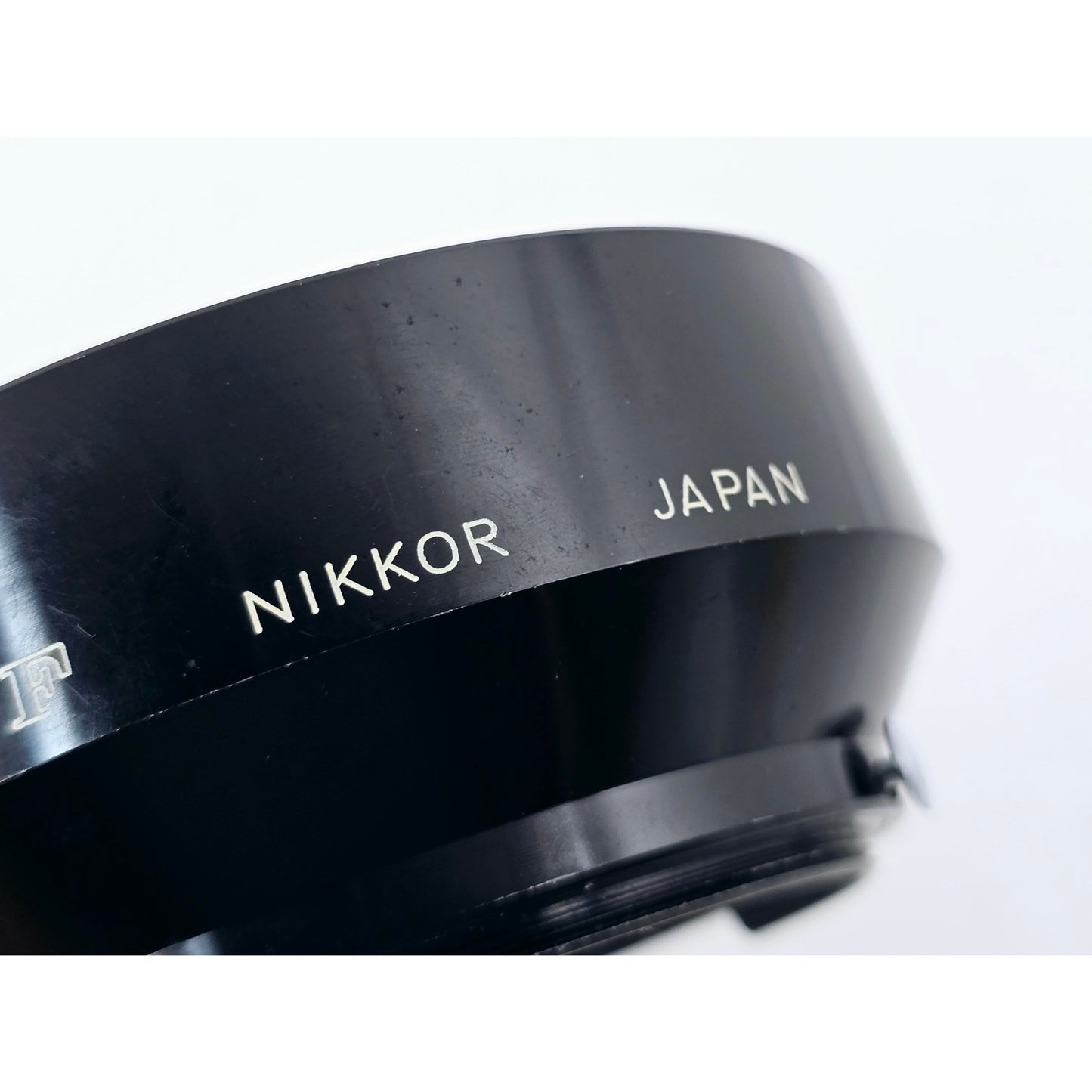 [Pre-owned] Genuine Nikon F Nikkor Metal Lens Hood for 50mm f/1.4 — Near MINT — Japan #4457