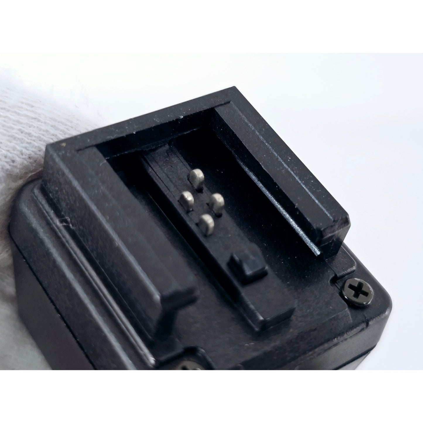 [Pre-owned] Minolta FS-1100 Flash Hot Shoe Adapter — Unused — Japan #4427