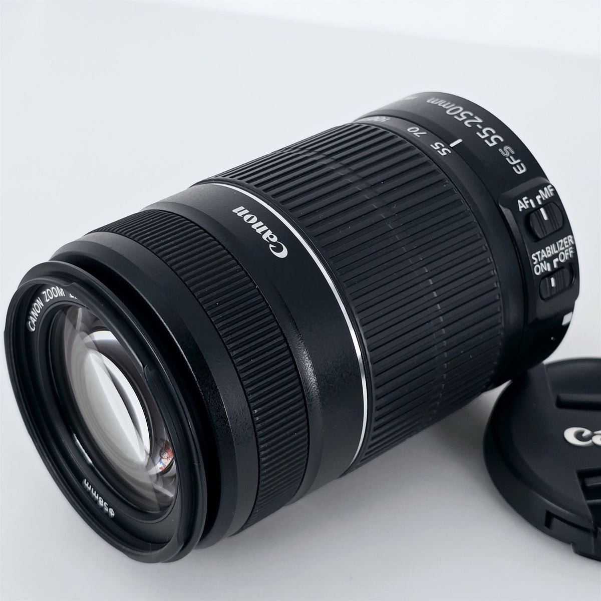 [Pre-owned] Canon EF-S 55-250mm f/4-5.6 IS II Zoom AF Lens — Near Mint+++ — Japan #5773
