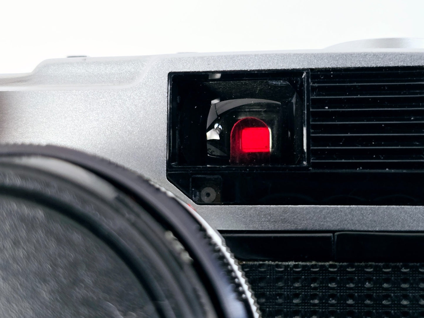 Red Flag OK🌸[Near MINT] Olympus Trip 35 Point & Shoot 35mm Film Camera Japan