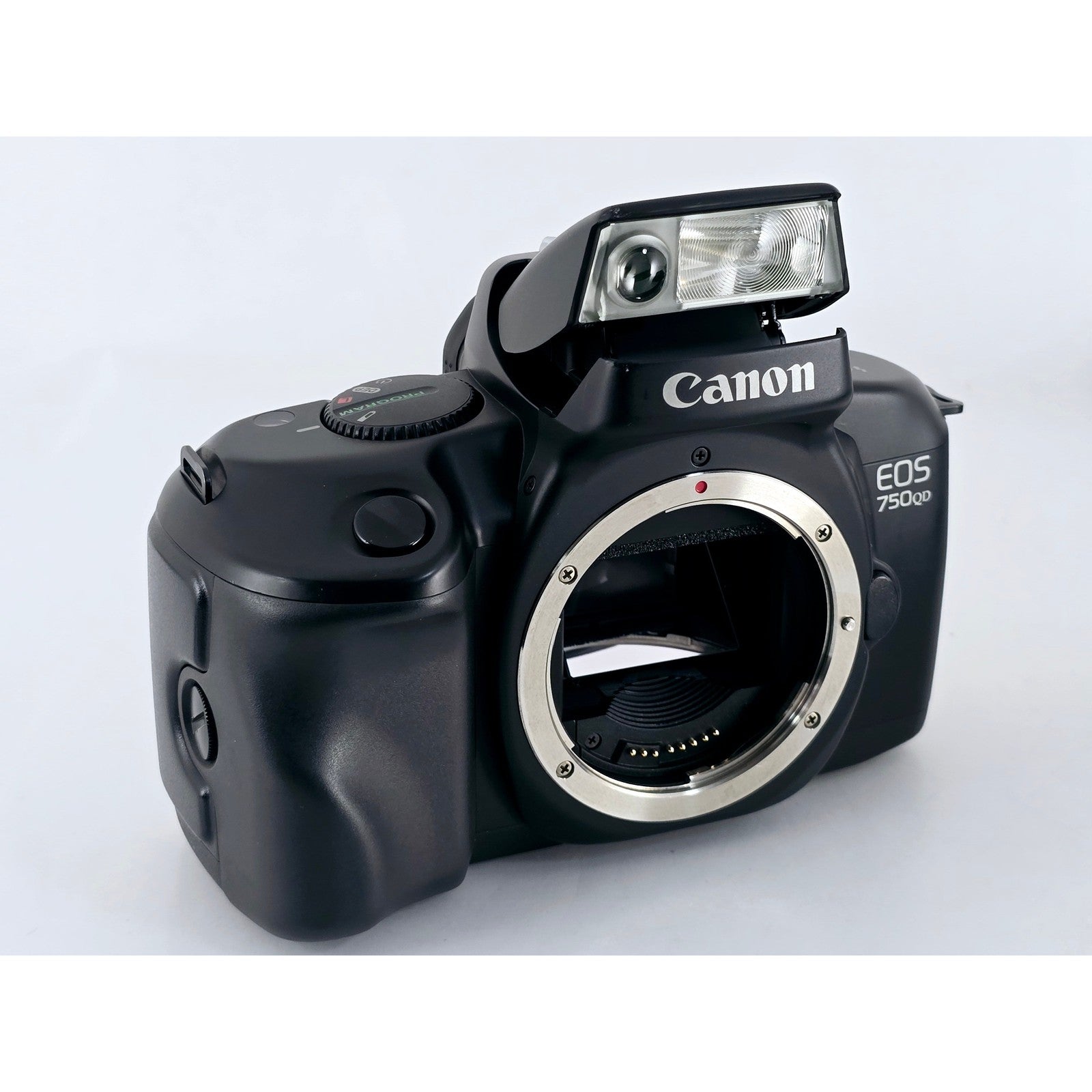 Canon EOS 750 QD 35mm Film Camera MINT Japan #3850 – GROWZ Camera Gear