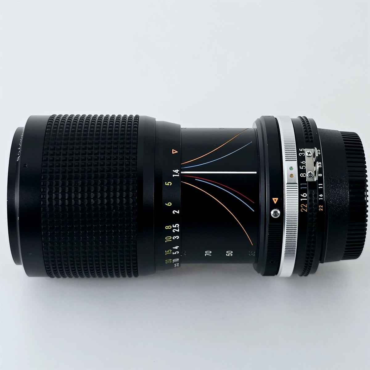 [Pre-owned] Nikon Ai-s Zoom Nikkor 35-105mm f/3.5-4.5 MF Lens — Near Mint — Japan #5782