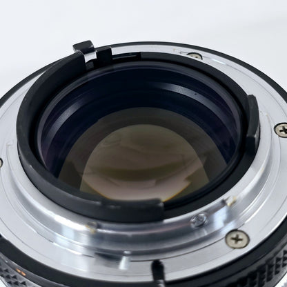 [Pre-owned] Nikon Zoom Nikkor 80-200mm f/4 MF Telephoto Lens — Near Mint — Japan #5667