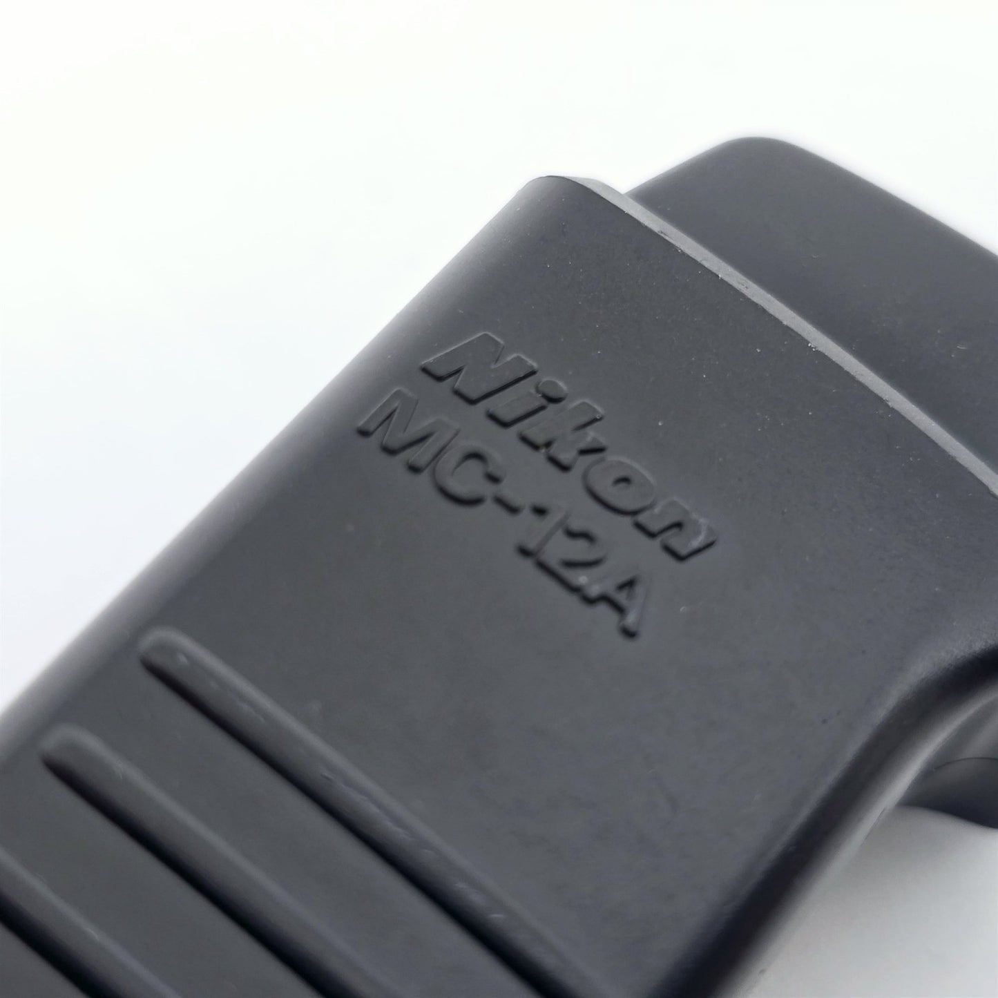 [Pre-owned] Nikon MC-12A Remote Shutter Release Cable for F4 Series — Near Mint — Japan #5429