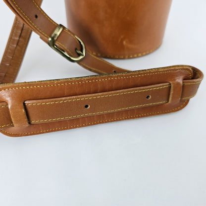 [Pre-owned] Genuine Hasselblad Hard Leather Lens Carrying Case — Excellent+++++ — Japan #5347