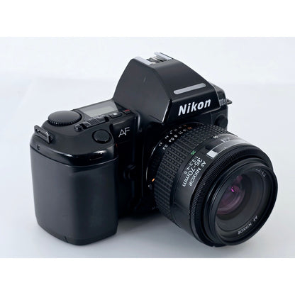 [Pre-owned] Nikon F-801s 35mm Film Camera with AF 35-70mm F3.3-4.5 Lens — Near MINT — Japan #5177