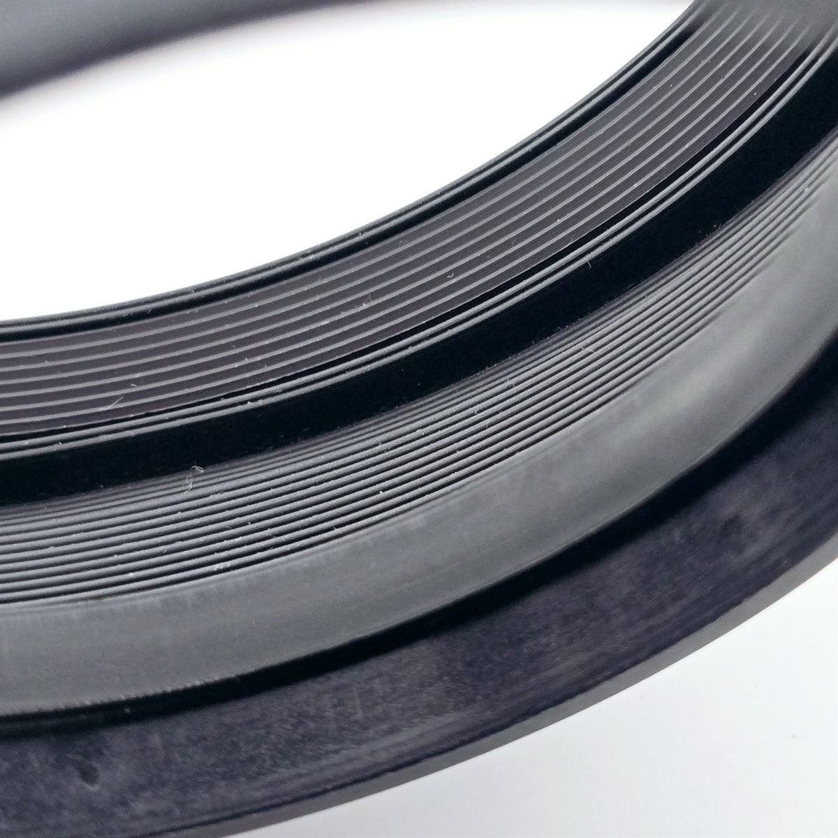 [Pre-owned] Genuine Fujica 65mm Screw-in Rubber Lens Hood — Mint — Japan #5621
