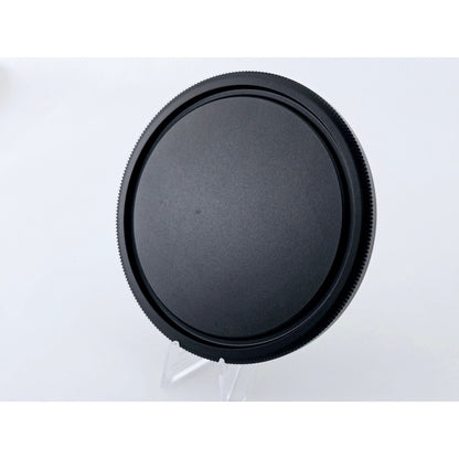 [Pre-owned] Olympus Classic OM 72mm Metal Screw-in Front Lens Cap — Top MINT — Japan #4606