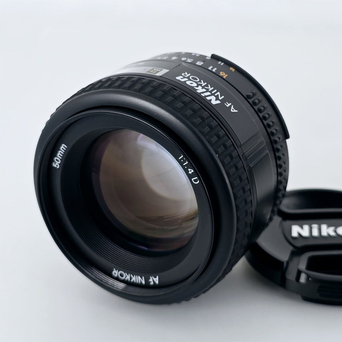 [Pre-owned] Nikon AF Nikkor 50mm F1.4 D Prime Standard Lens — Mint — Japan #4826