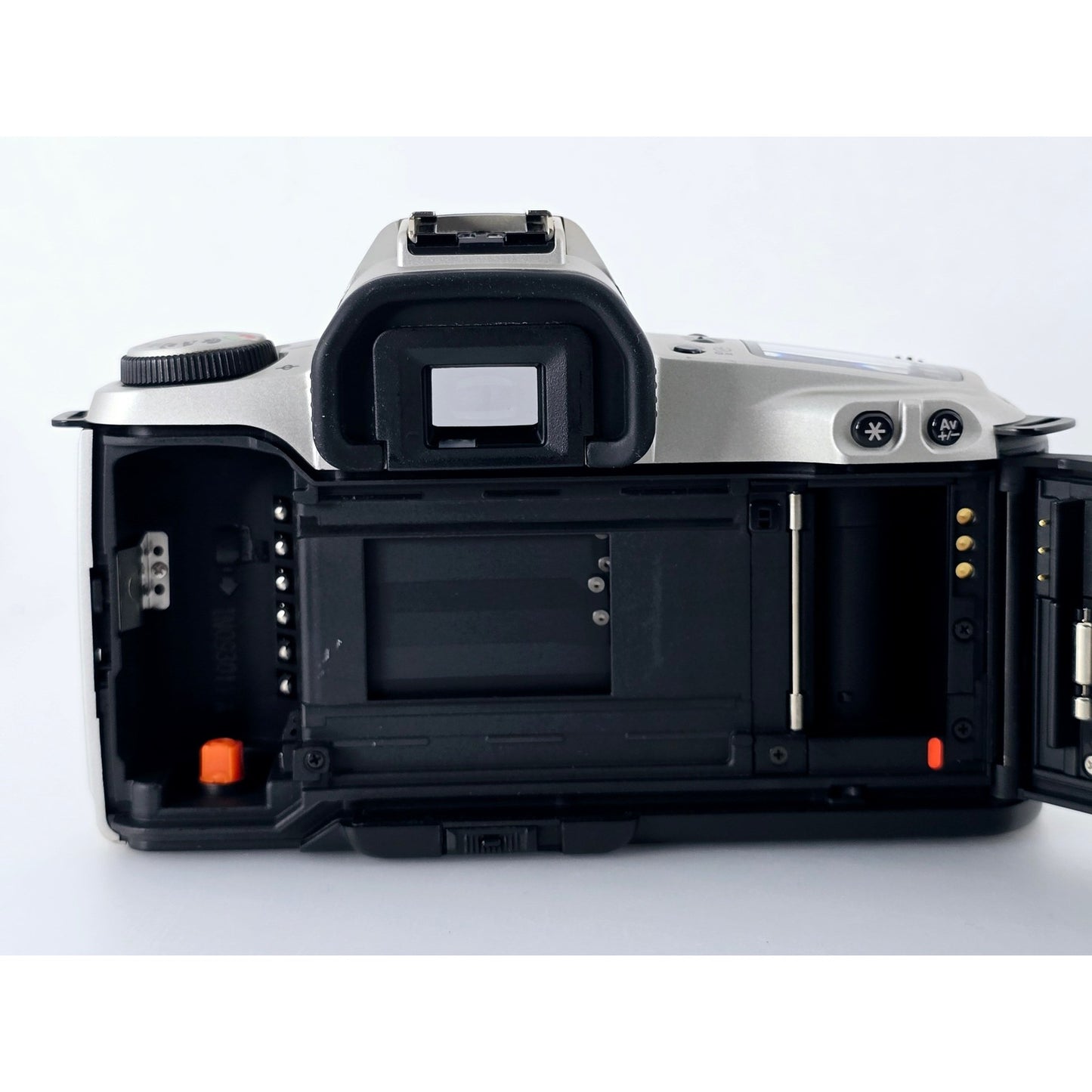[Pre-owned] Canon EOS Kiss (Rebel XS/500) 35mm Film Camera Body Only — MINT — Japan #3735