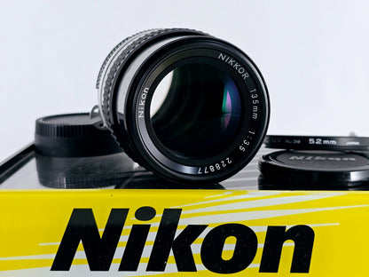 🌸[Near MINT] Nikon Ai Nikkor 135mm F3.5 MF Telephoto Lens Genuine From Japan