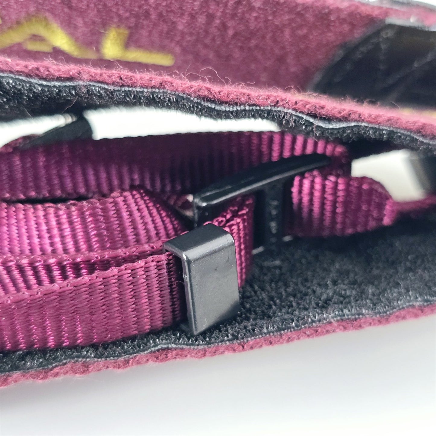 [Pre-owned] Canon Professional Gold Embroidered Logo Neck Strap for EOS Digital — Unused — Japan #5442