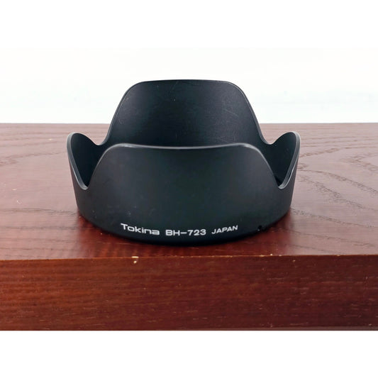 [Pre-owned] Tokina BH-723 Plastic Lens Hood for AT-X 242 AF 24-200mm — Near MINT — Japan #3914