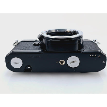 [Pre-owned] Pentax MV1 SLR 35mm Film Camera (Body Only) — Near MINT — Japan #2427