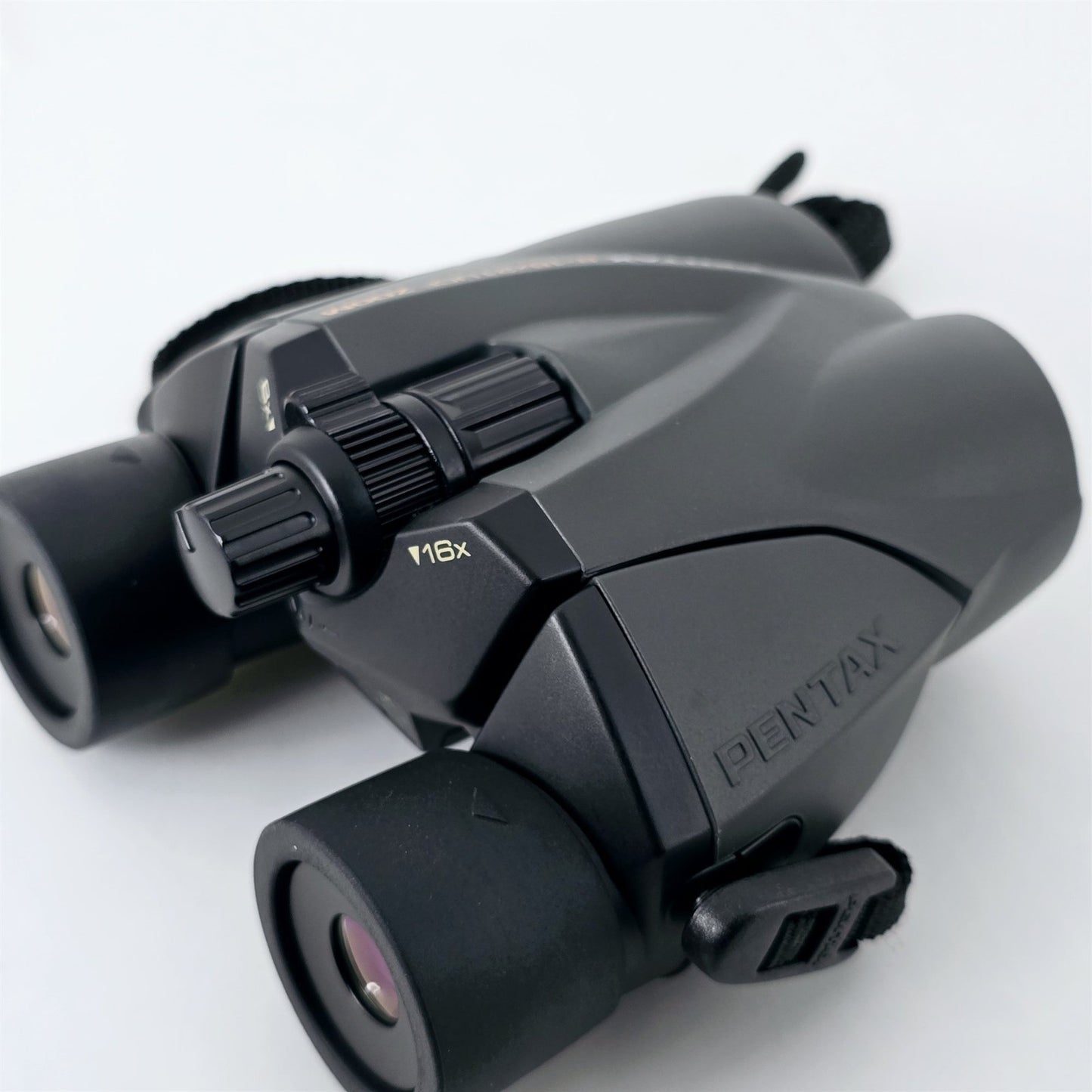 [Pre-owned] Pentax UCF Compact 8-16x21 Zoom Binoculars (Gray) — Near Mint — Japan #5543