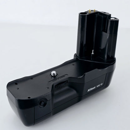 [Pre-owned] Genuine Nikon MB-10 Battery Grip for N90 N90s F90 F90s — Near Mint — Japan #5408