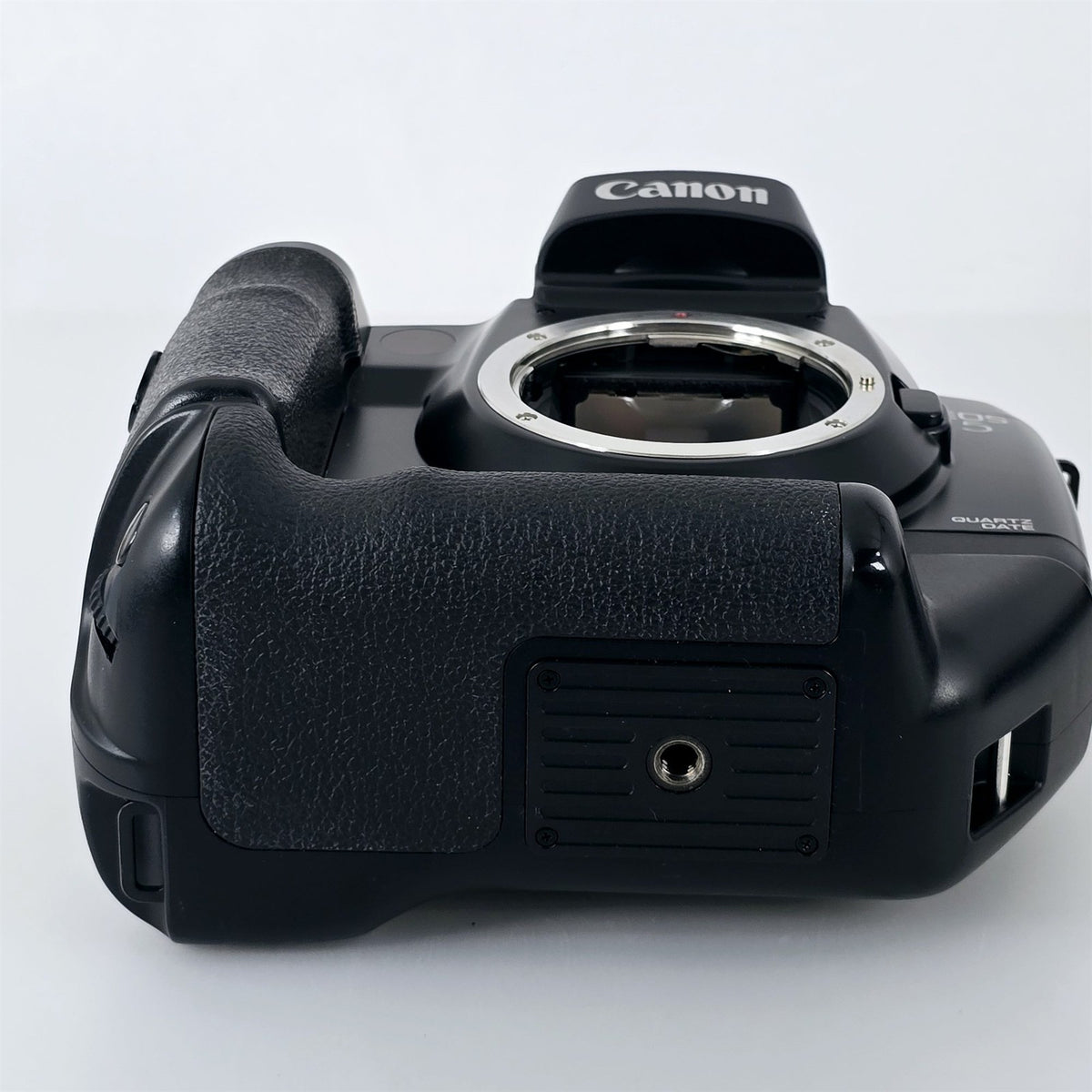[Pre-owned] Canon EOS 5 QD (A2 / A2E) 35mm Film Camera w/ VG10 Grip — Mint — Japan #5759