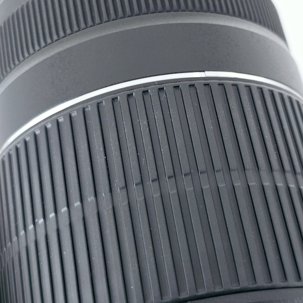 [Pre-owned] Canon EF-S 55-250mm f/4-5.6 IS II Zoom AF Lens — Near Mint+++ — Japan #5773
