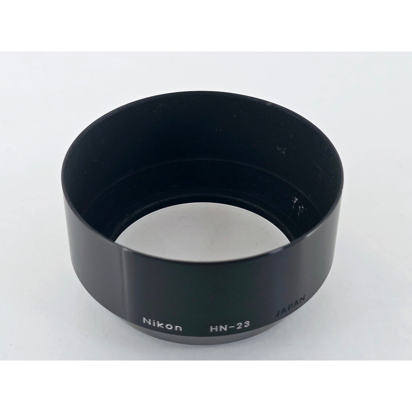[Pre-owned] Nikon HN-23 62mm Lens Hood for 80-200mm f4 & 85mm f1.8 — Near MINT — Japan #3768