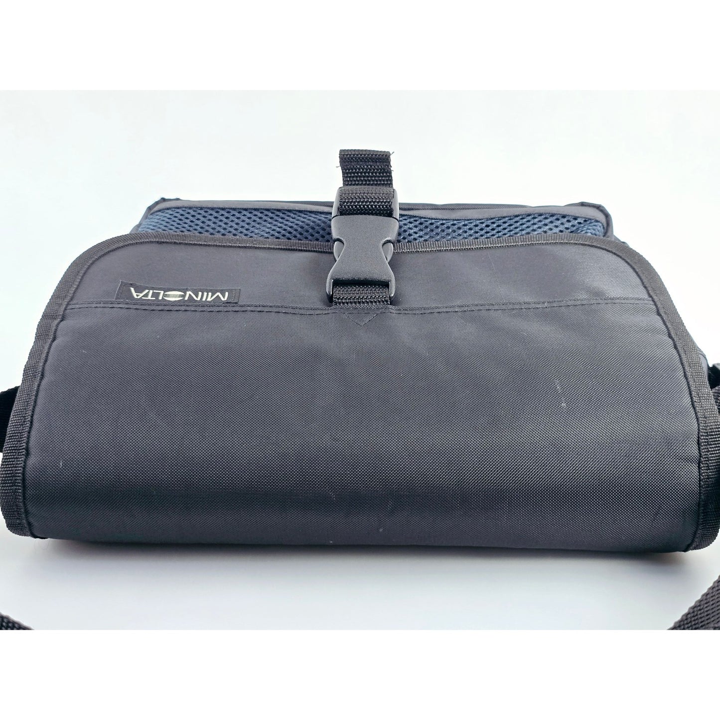[Pre-owned] Genuine Minolta Camera Lens Shoulder Bag Nylon Black — Near MINT — Japan #5069
