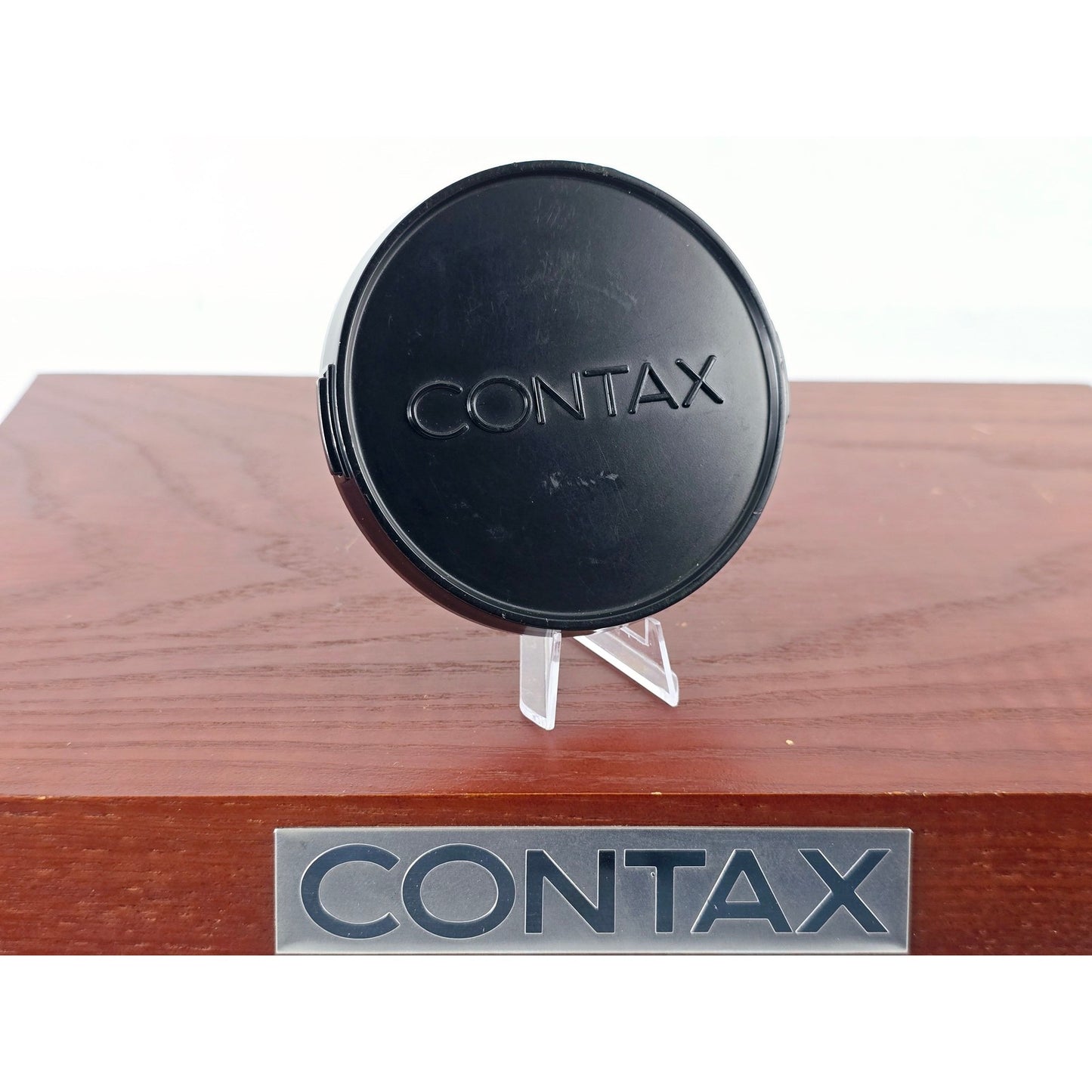 [Pre-owned] Contax Genuine 70mm Front Lens Cap for 67mm Filter Ring — Near MINT — Japan #2979
