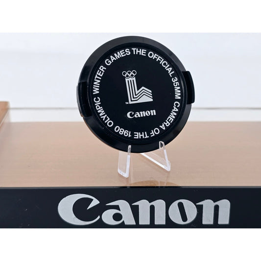 [Pre-owned] Canon Camera Of The 1980 Olympic Winter Games 52mm Lens Cap — Near MINT — Japan #4922