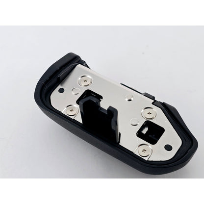 [Pre-owned] Nikon BL-6 Battery Chamber Cover for D6 D5 D4S D4 — Unused — Japan #3513