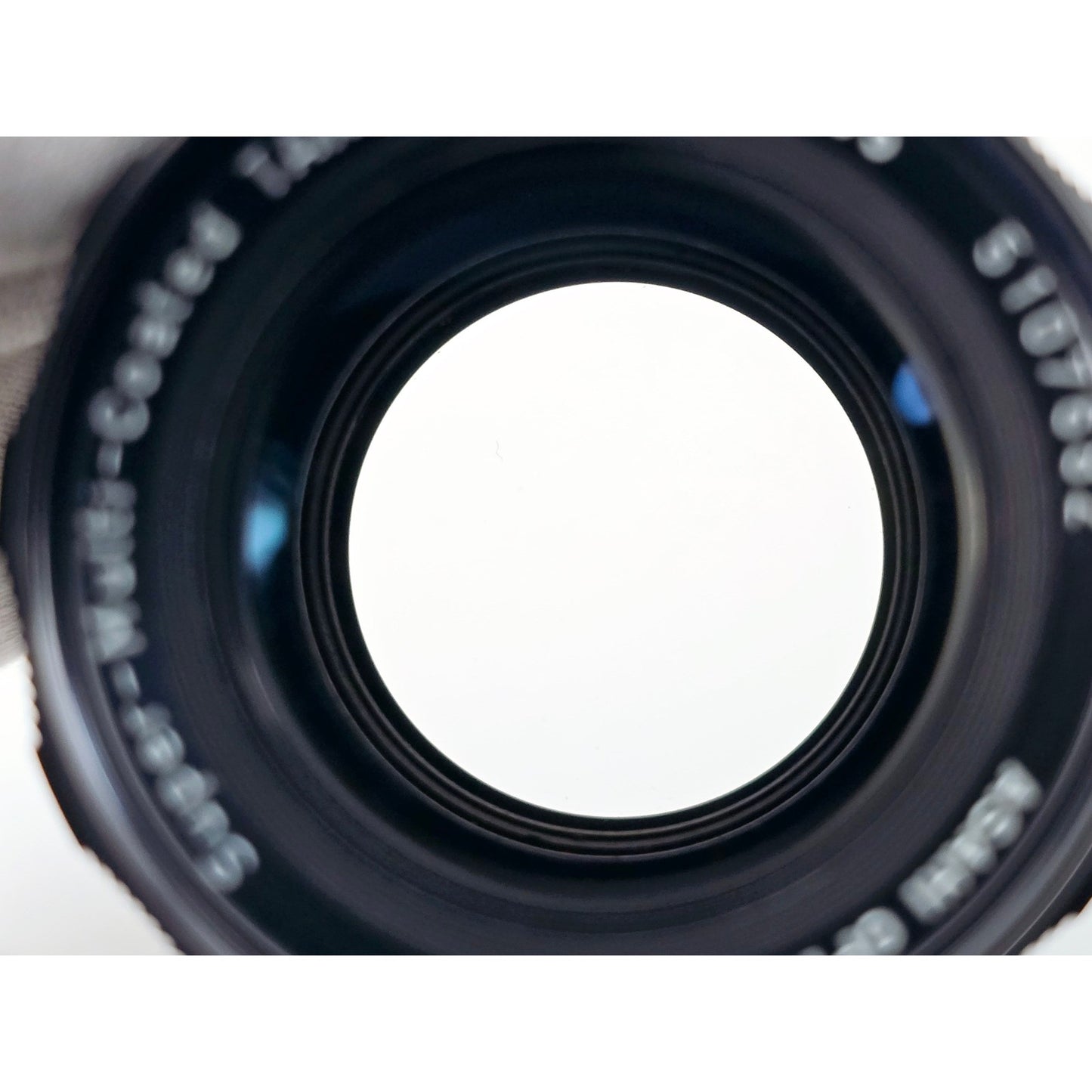 [Pre-owned] Pentax Super Multi Coated Takumar 105mm F2.8 SMC MF Lens M42 — Near MINT — Japan #4319