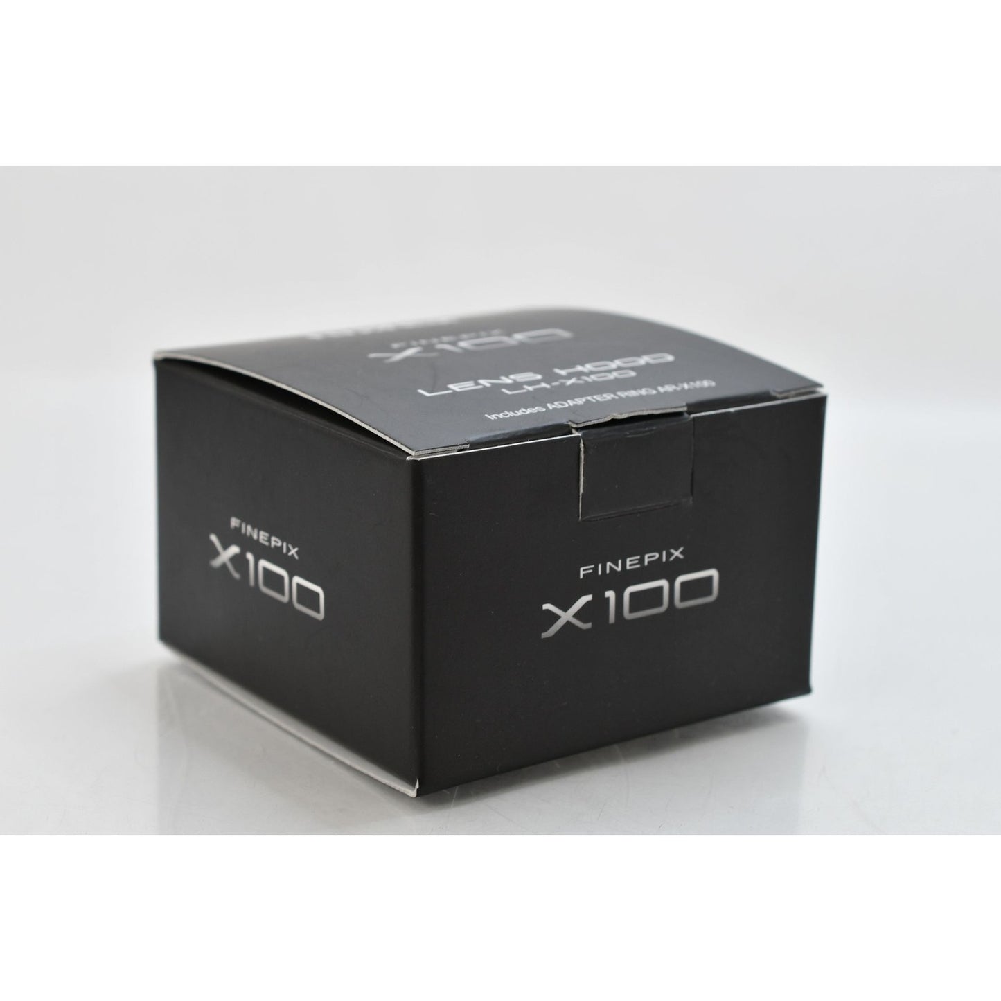 [Pre-owned] Fujifilm LH-X100 Lens Hood & AR-X100 Adapter Ring for FinePix X100 — Unused — Japan #2446