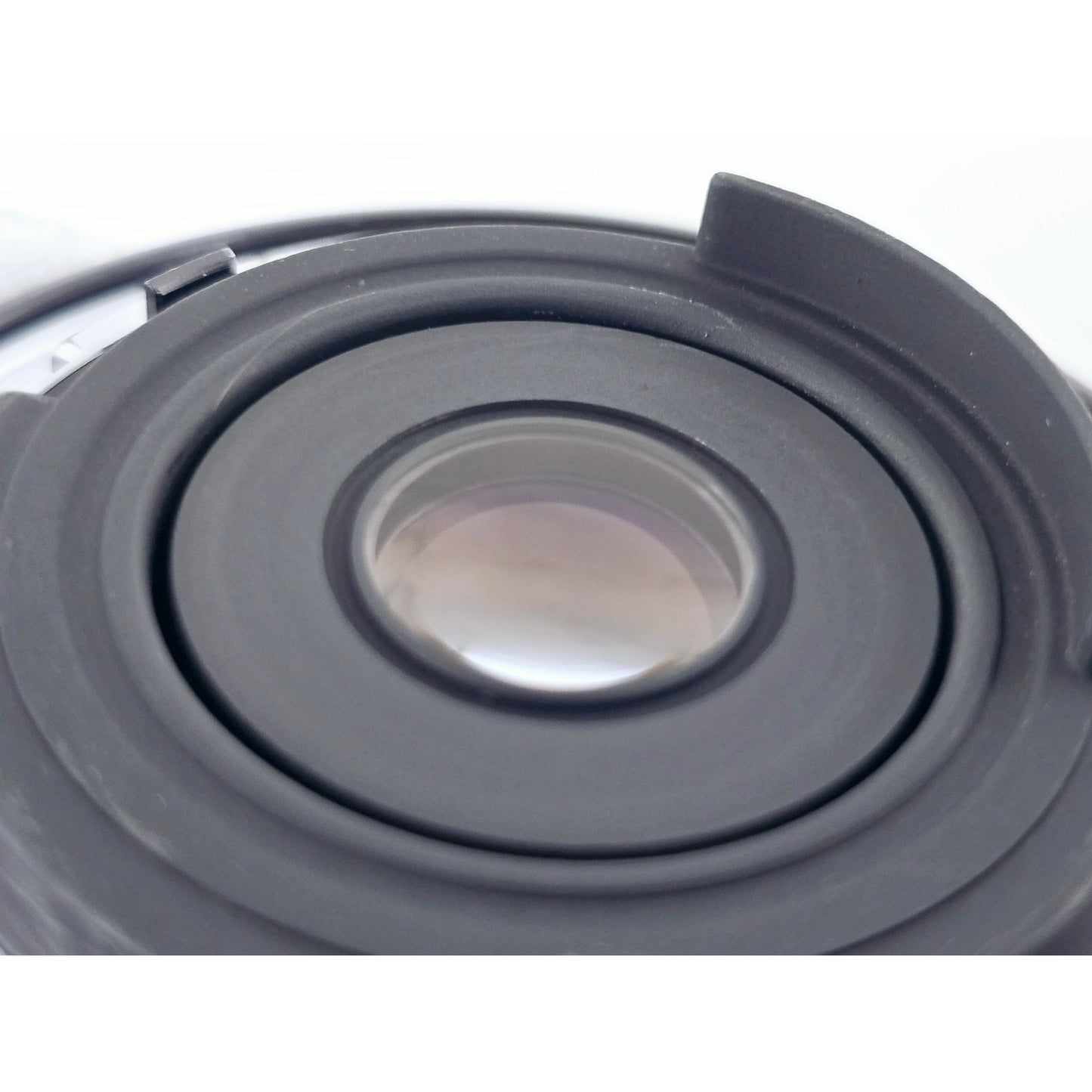 [Pre-owned] Nikon Non-Ai Nikkor-H Auto 28mm F3.5 Wide Angle MF Lens — Near MINT — Japan #4412